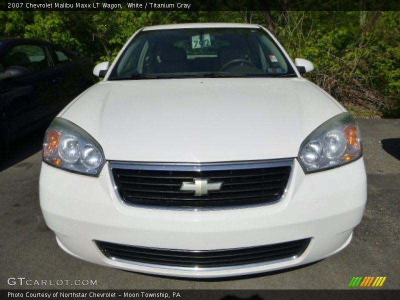White / Titanium Gray 2007 Chevrolet Malibu Maxx LT Wagon
