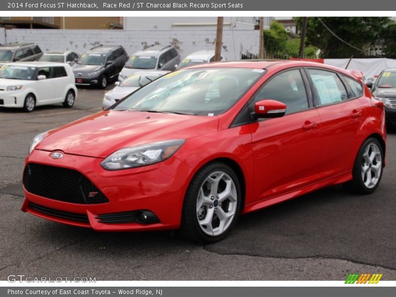 Race Red / ST Charcoal Black Recaro Sport Seats 2014 Ford Focus ST Hatchback