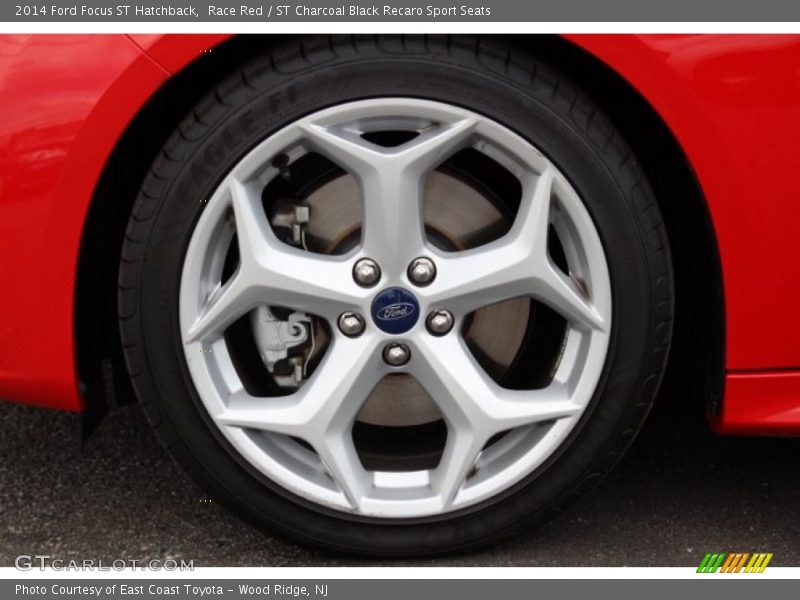 Race Red / ST Charcoal Black Recaro Sport Seats 2014 Ford Focus ST Hatchback