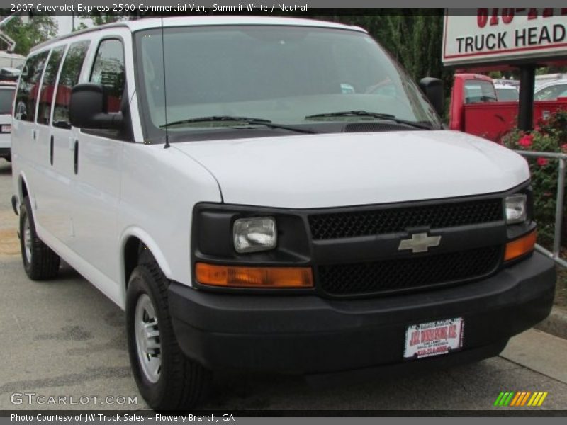 Summit White / Neutral 2007 Chevrolet Express 2500 Commercial Van