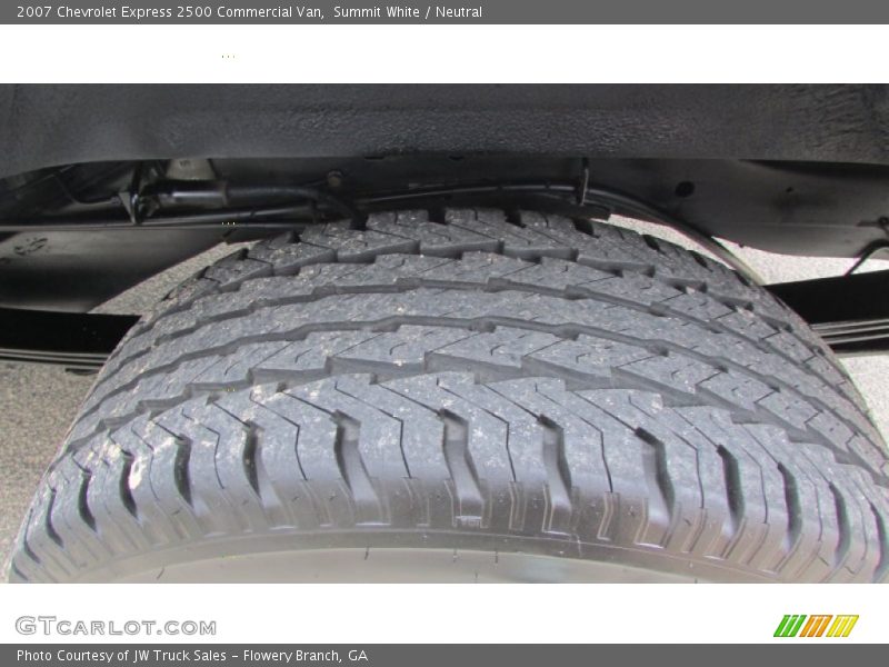 Summit White / Neutral 2007 Chevrolet Express 2500 Commercial Van