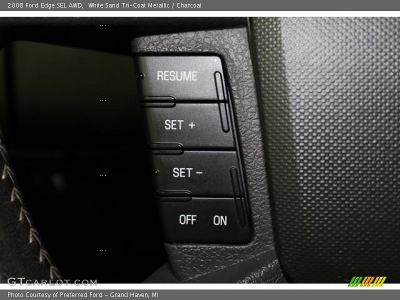 White Sand Tri-Coat Metallic / Charcoal 2008 Ford Edge SEL AWD