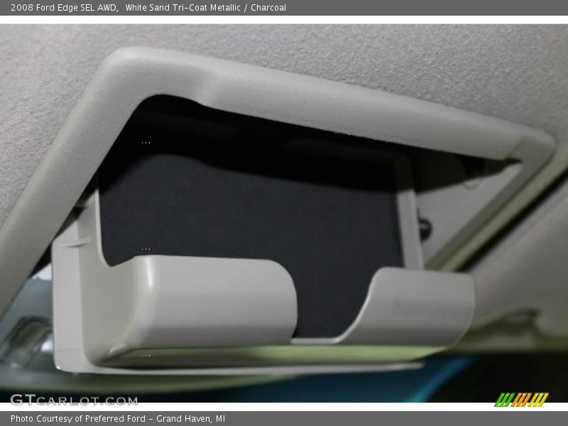 White Sand Tri-Coat Metallic / Charcoal 2008 Ford Edge SEL AWD