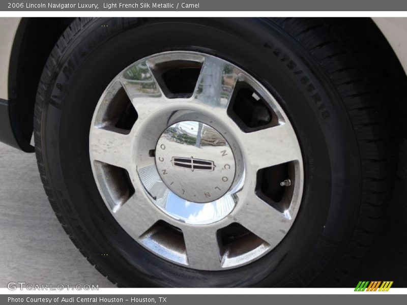 Light French Silk Metallic / Camel 2006 Lincoln Navigator Luxury