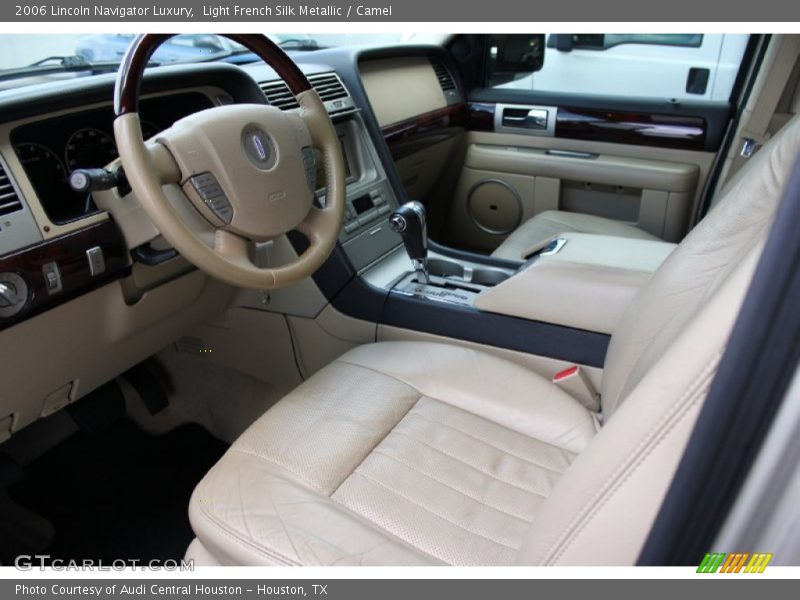 Light French Silk Metallic / Camel 2006 Lincoln Navigator Luxury