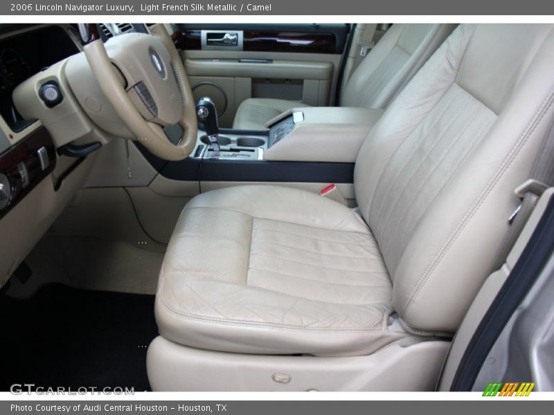 Light French Silk Metallic / Camel 2006 Lincoln Navigator Luxury