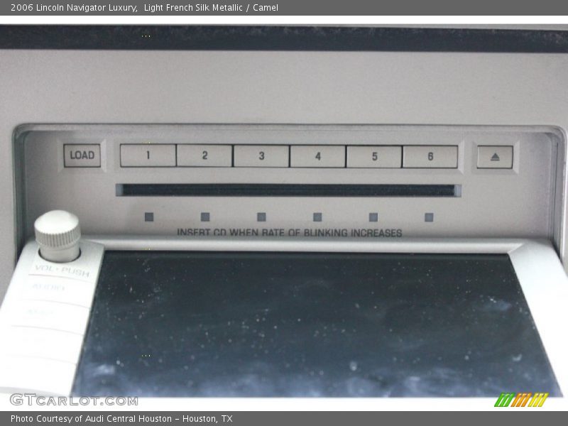 Light French Silk Metallic / Camel 2006 Lincoln Navigator Luxury