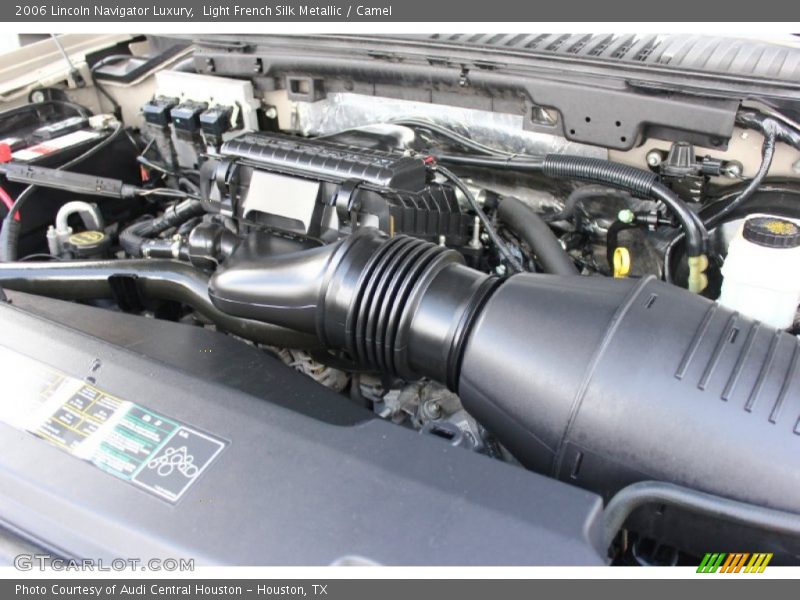 Light French Silk Metallic / Camel 2006 Lincoln Navigator Luxury