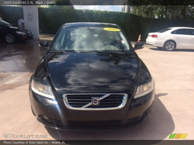 Black / Quartz 2009 Volvo S40 2.4i