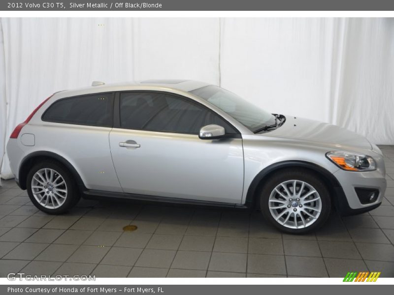 Silver Metallic / Off Black/Blonde 2012 Volvo C30 T5