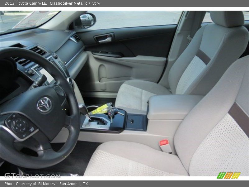 Classic Silver Metallic / Ivory 2013 Toyota Camry LE