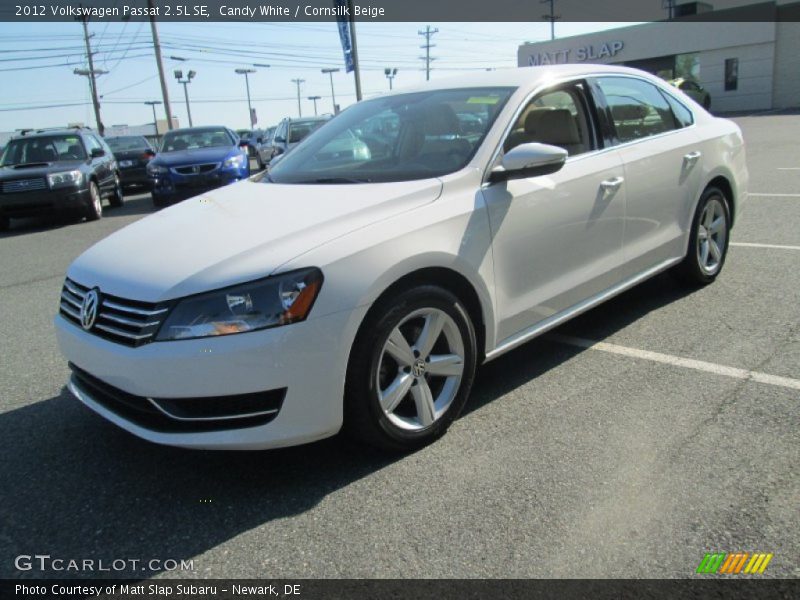 Candy White / Cornsilk Beige 2012 Volkswagen Passat 2.5L SE