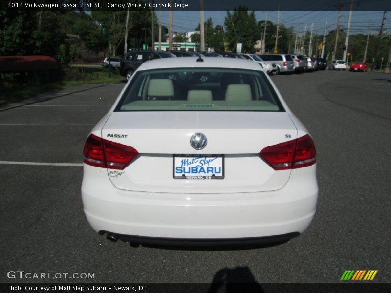 Candy White / Cornsilk Beige 2012 Volkswagen Passat 2.5L SE