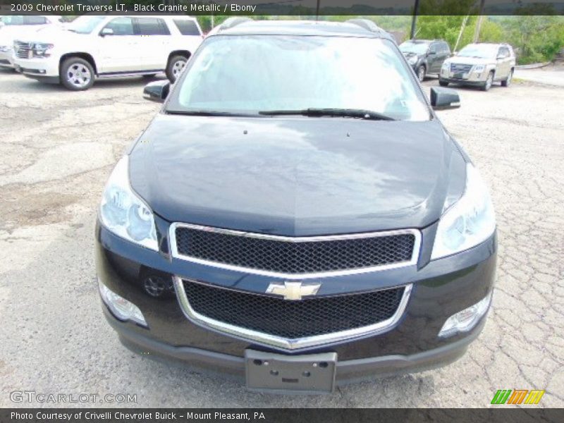 Black Granite Metallic / Ebony 2009 Chevrolet Traverse LT