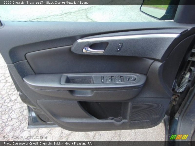 Black Granite Metallic / Ebony 2009 Chevrolet Traverse LT