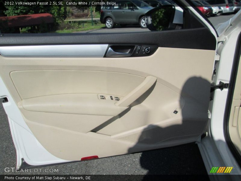 Candy White / Cornsilk Beige 2012 Volkswagen Passat 2.5L SE