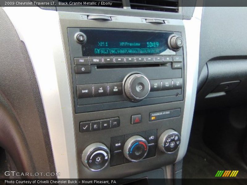 Black Granite Metallic / Ebony 2009 Chevrolet Traverse LT