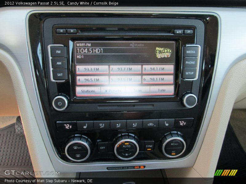 Candy White / Cornsilk Beige 2012 Volkswagen Passat 2.5L SE