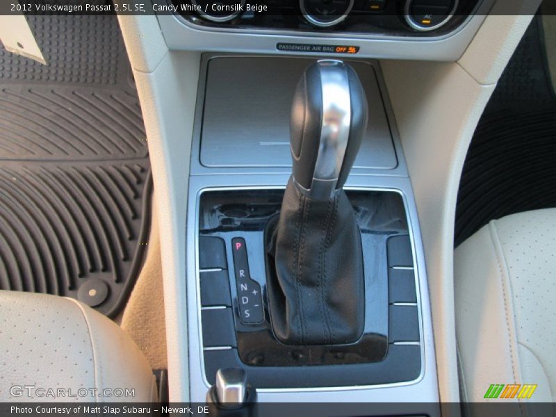 Candy White / Cornsilk Beige 2012 Volkswagen Passat 2.5L SE