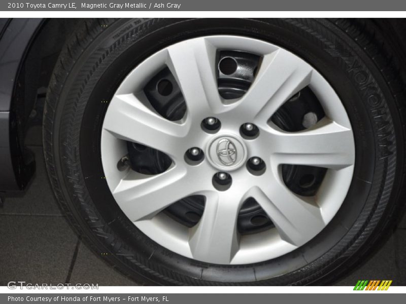 Magnetic Gray Metallic / Ash Gray 2010 Toyota Camry LE