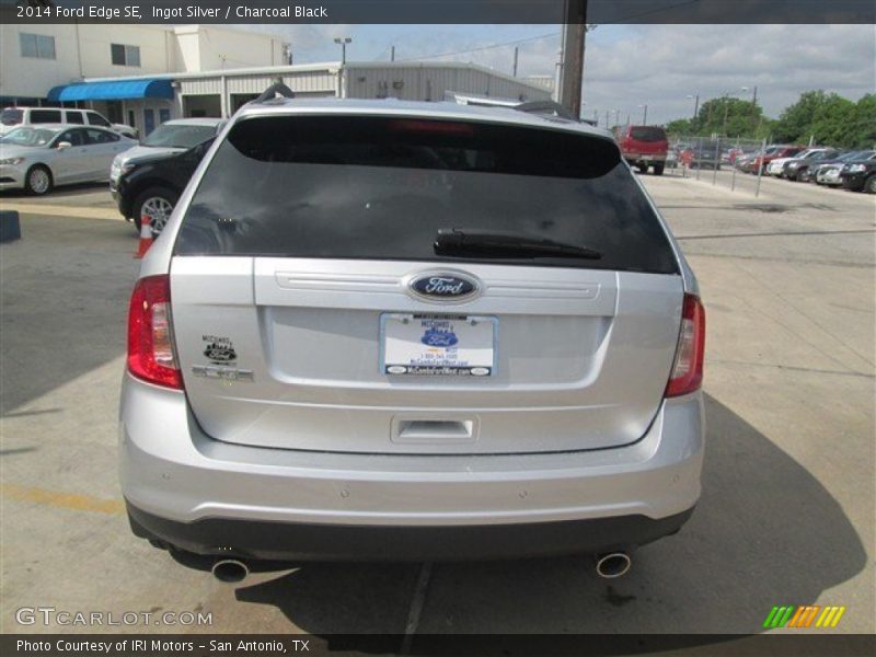 Ingot Silver / Charcoal Black 2014 Ford Edge SE