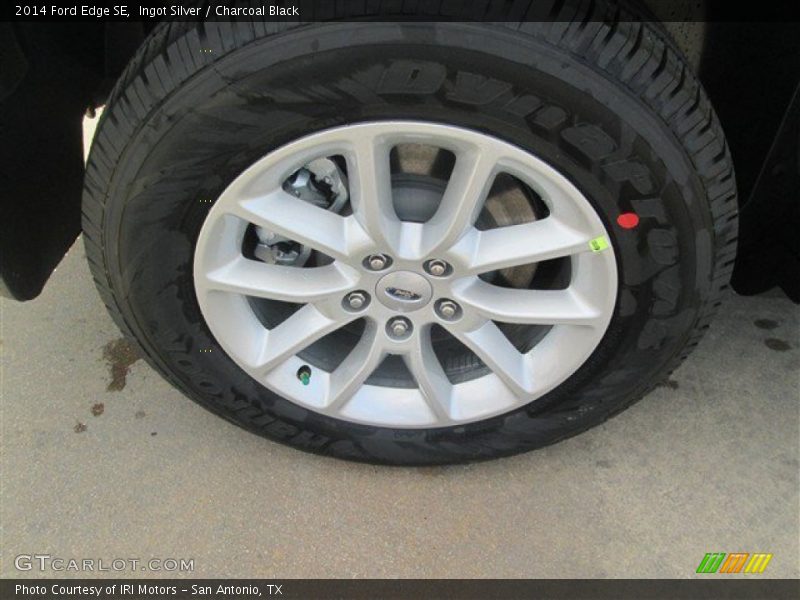 Ingot Silver / Charcoal Black 2014 Ford Edge SE