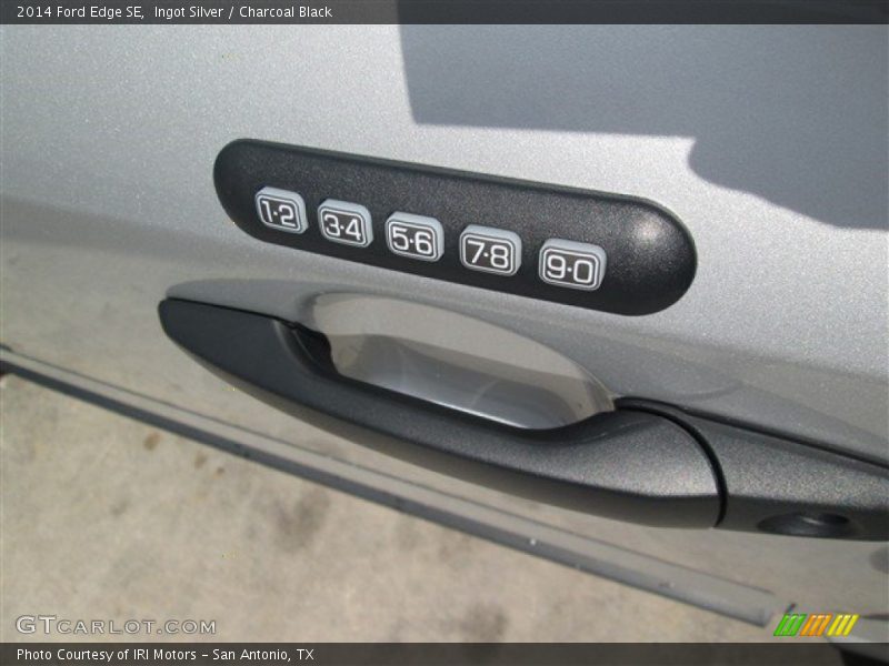 Ingot Silver / Charcoal Black 2014 Ford Edge SE