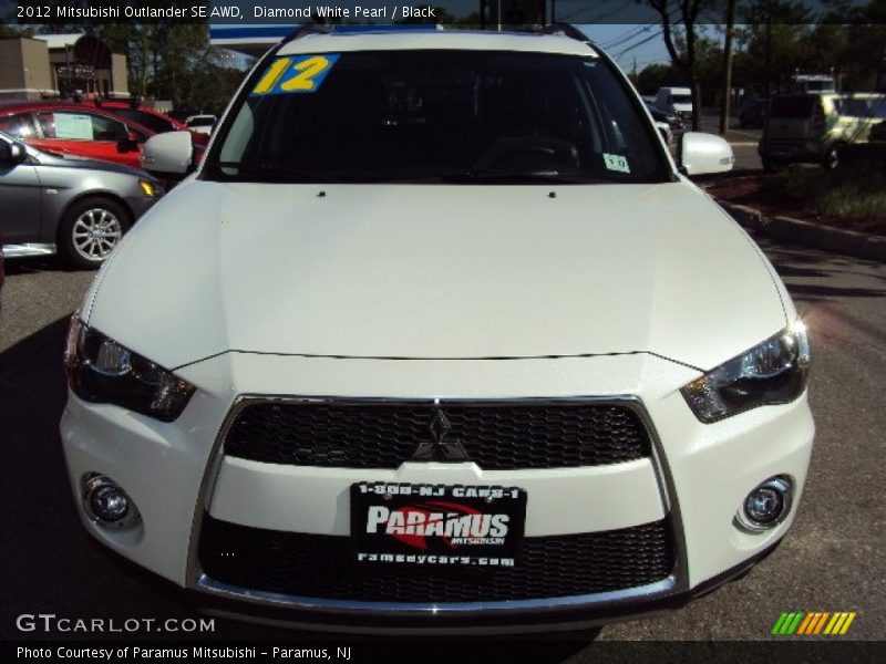 Diamond White Pearl / Black 2012 Mitsubishi Outlander SE AWD