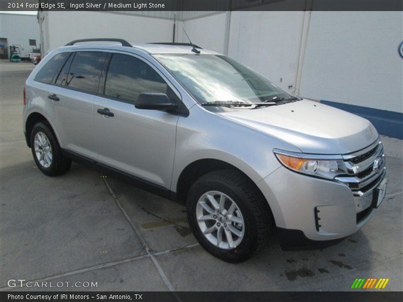 Ingot Silver / Medium Light Stone 2014 Ford Edge SE
