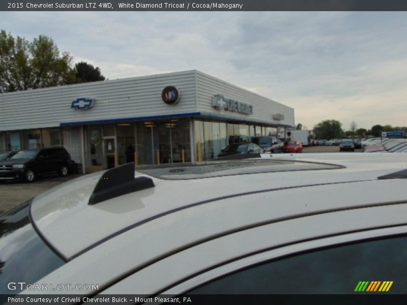 White Diamond Tricoat / Cocoa/Mahogany 2015 Chevrolet Suburban LTZ 4WD