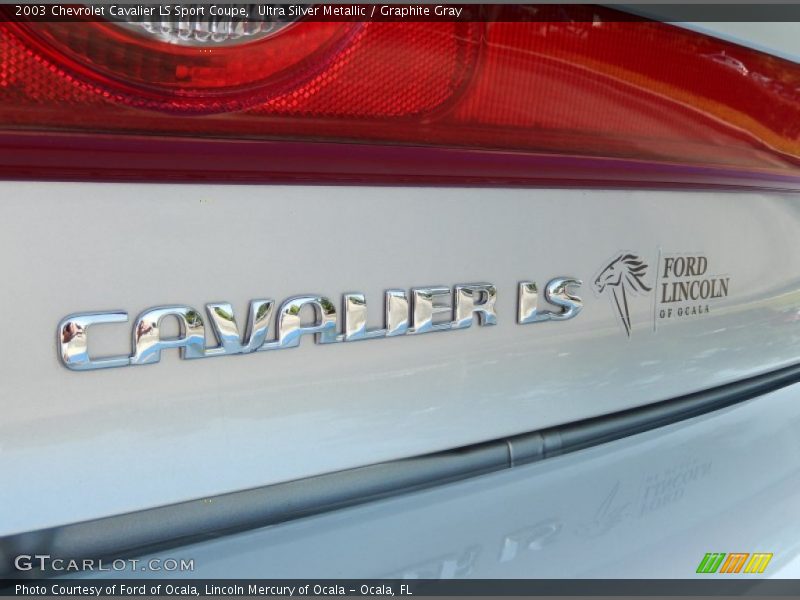Ultra Silver Metallic / Graphite Gray 2003 Chevrolet Cavalier LS Sport Coupe