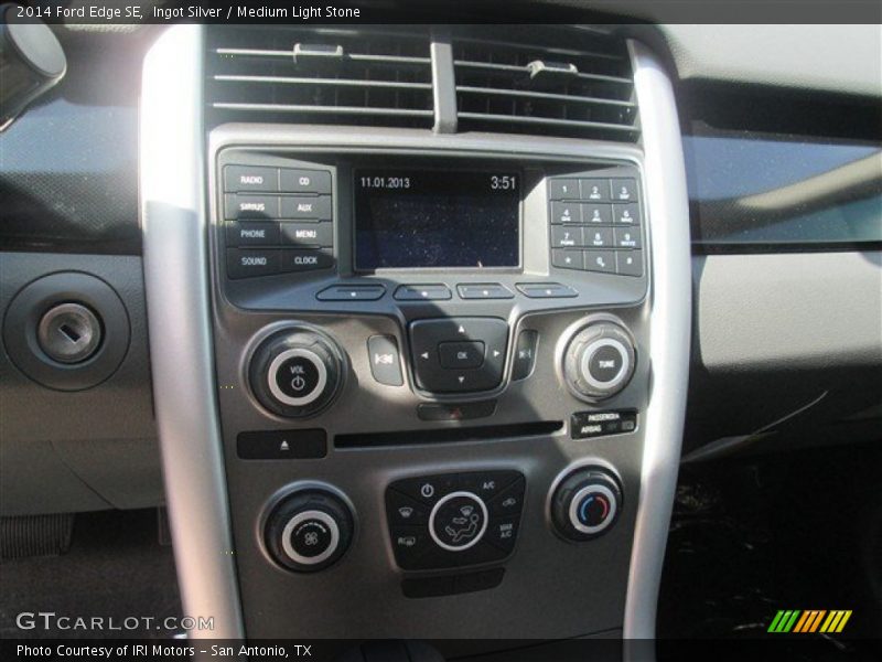 Ingot Silver / Medium Light Stone 2014 Ford Edge SE
