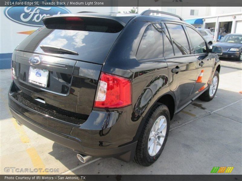 Tuxedo Black / Medium Light Stone 2014 Ford Edge SE