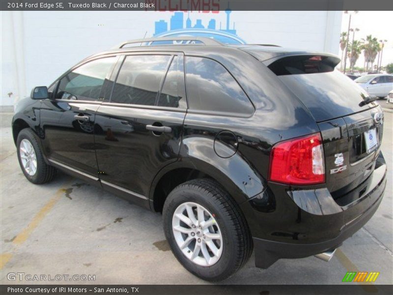 Tuxedo Black / Charcoal Black 2014 Ford Edge SE