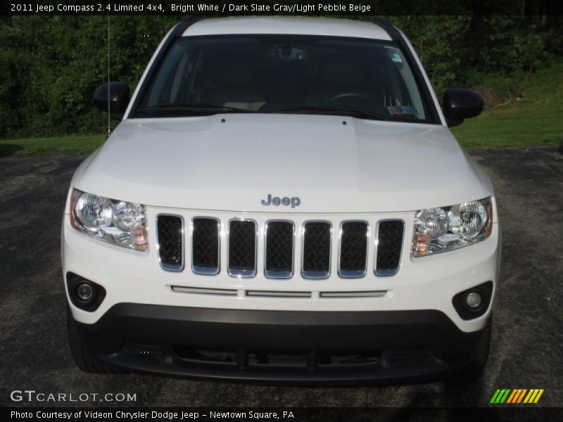 Bright White / Dark Slate Gray/Light Pebble Beige 2011 Jeep Compass 2.4 Limited 4x4