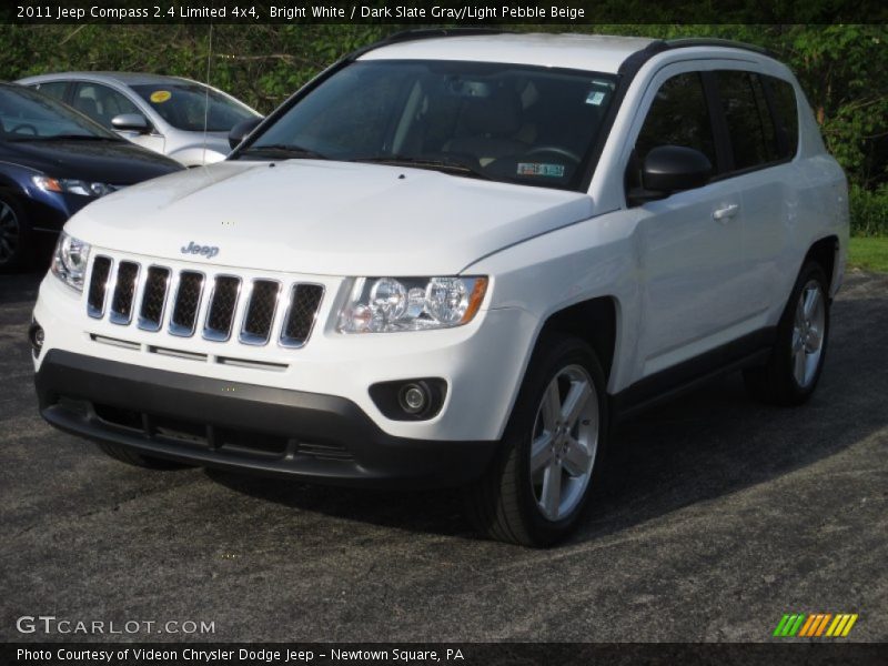 Bright White / Dark Slate Gray/Light Pebble Beige 2011 Jeep Compass 2.4 Limited 4x4