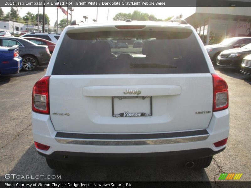 Bright White / Dark Slate Gray/Light Pebble Beige 2011 Jeep Compass 2.4 Limited 4x4