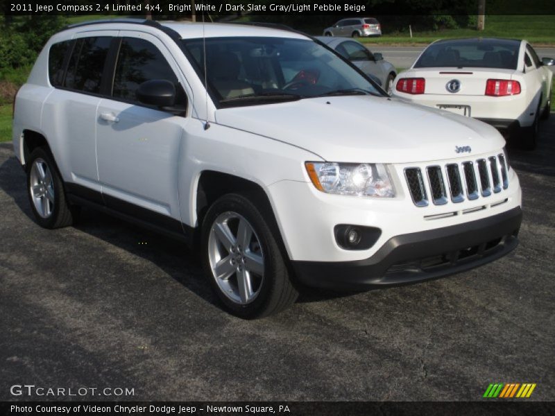 Bright White / Dark Slate Gray/Light Pebble Beige 2011 Jeep Compass 2.4 Limited 4x4