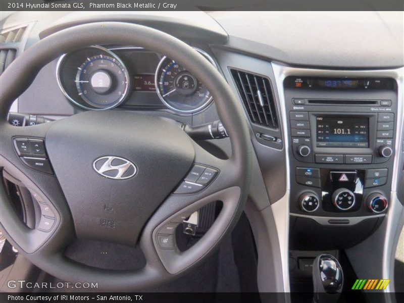 Phantom Black Metallic / Gray 2014 Hyundai Sonata GLS