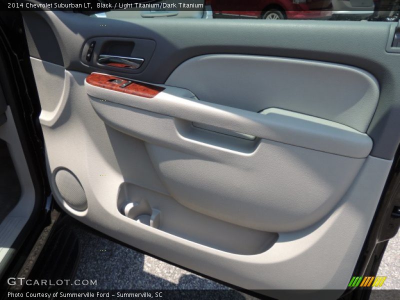 Black / Light Titanium/Dark Titanium 2014 Chevrolet Suburban LT
