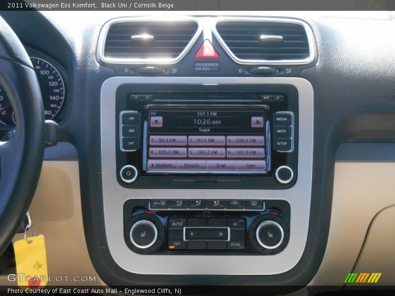 Black Uni / Cornsilk Beige 2011 Volkswagen Eos Komfort