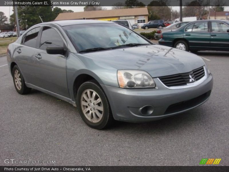 Front 3/4 View of 2008 Galant ES