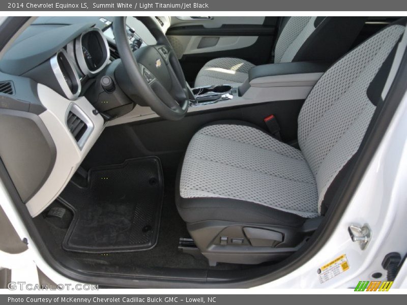 Summit White / Light Titanium/Jet Black 2014 Chevrolet Equinox LS