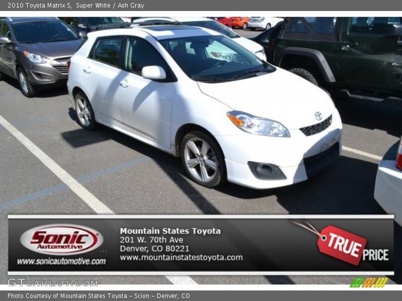 Super White / Ash Gray 2010 Toyota Matrix S