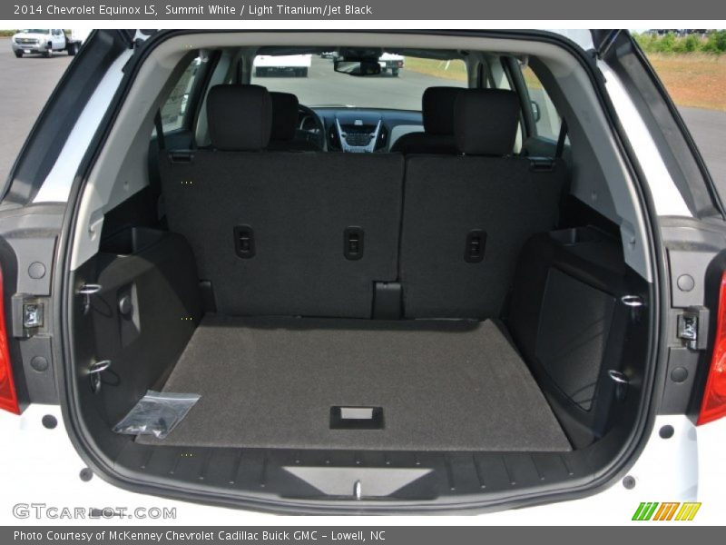 Summit White / Light Titanium/Jet Black 2014 Chevrolet Equinox LS