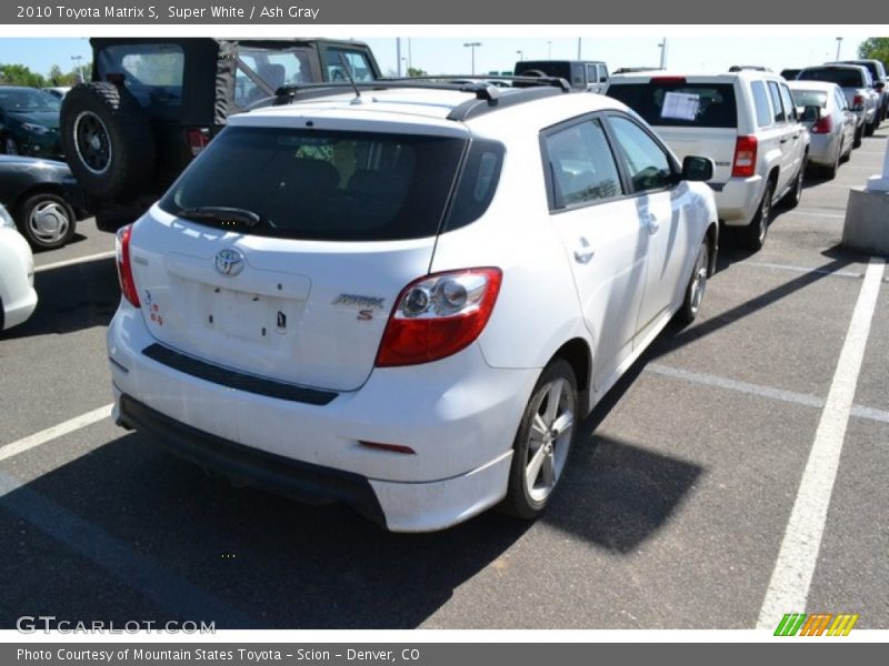 Super White / Ash Gray 2010 Toyota Matrix S