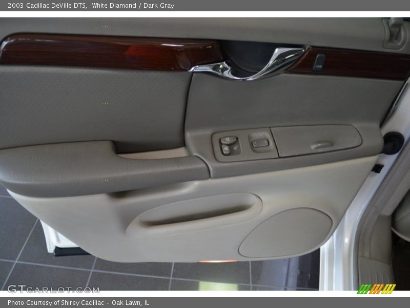 White Diamond / Dark Gray 2003 Cadillac DeVille DTS