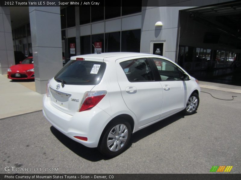 Super White / Ash Gray 2012 Toyota Yaris LE 5 Door