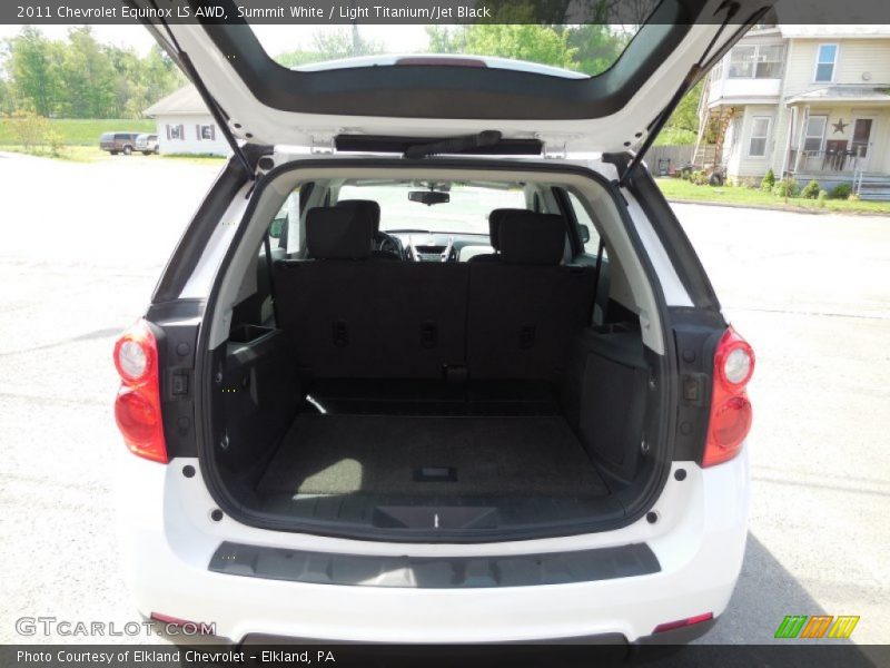 Summit White / Light Titanium/Jet Black 2011 Chevrolet Equinox LS AWD