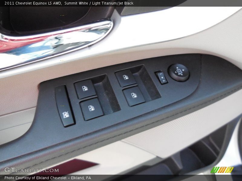 Summit White / Light Titanium/Jet Black 2011 Chevrolet Equinox LS AWD